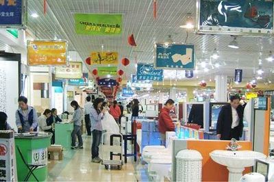 賣(mài)場(chǎng)扎堆一線城市 家居業(yè)大洗牌門(mén)店頻換主 -家居快訊-成都搜房裝修家居網(wǎng)